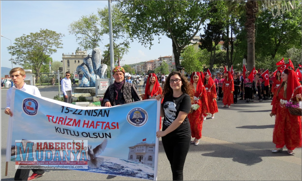 Turizm Haftas Mudanyada enliklerle Balad